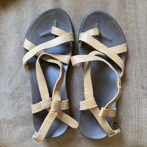 Olukai Upena Tan Leather Sandals - US W7/EUR 37